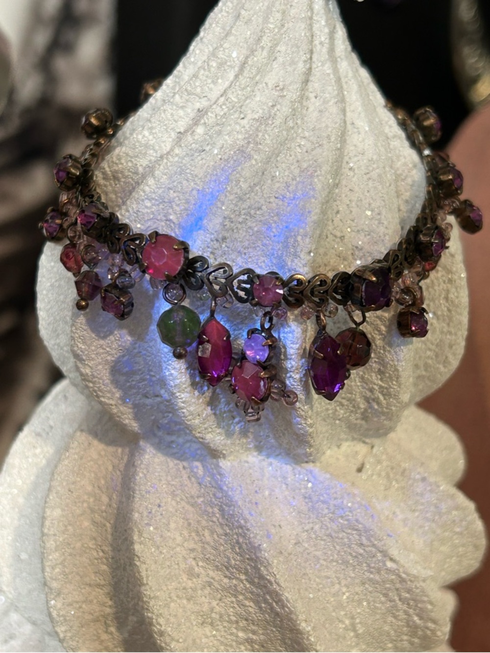 Vintage Glass Dangle Bracelet - Picture 3 of 8